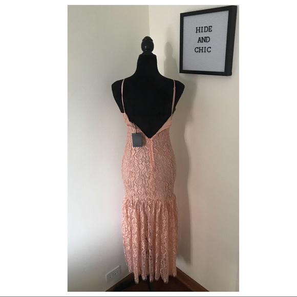 NBD LACE FLARE HEM MIDI SLIP DRESS - Picture 5 of 7
